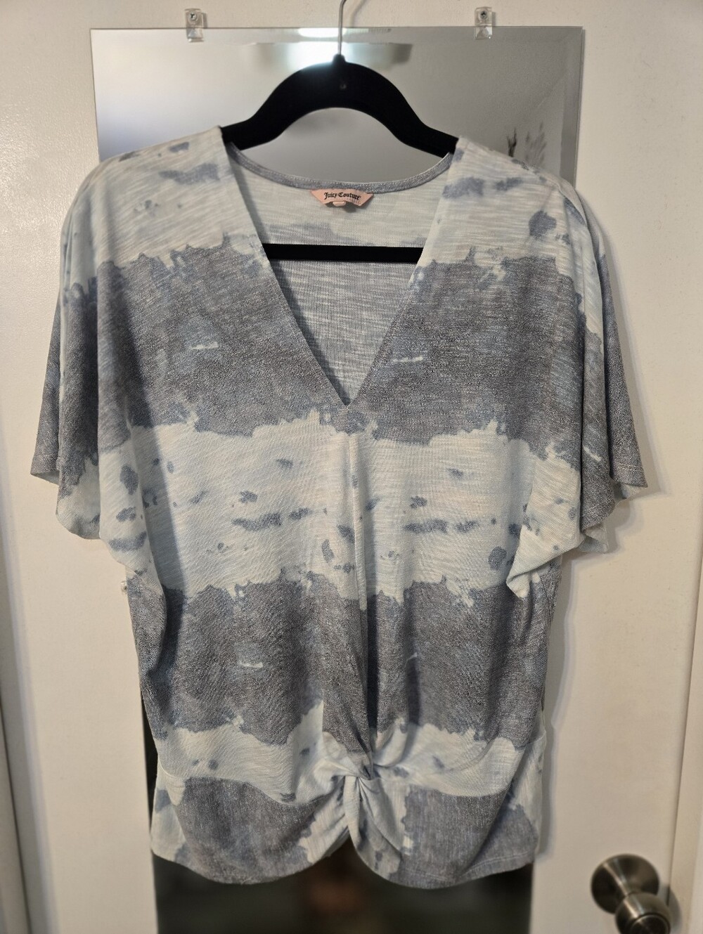 Juicy Couture Light Blue Gray V-Neck Top